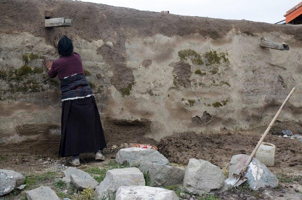 Traditional Tibetan Mud Wall ~ Stories from the Tibetan Plateau,Norlha