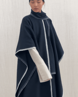 Navy and Natural Yak White