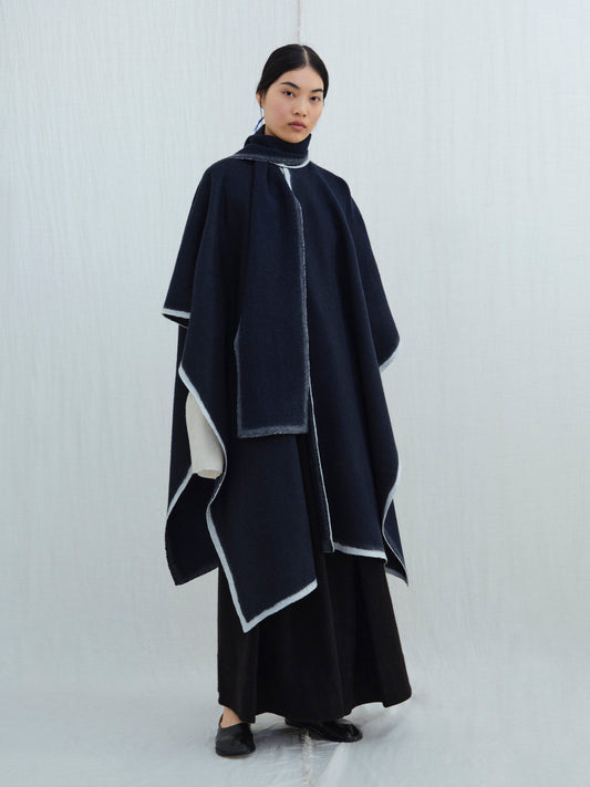 Navy and Natural Yak White