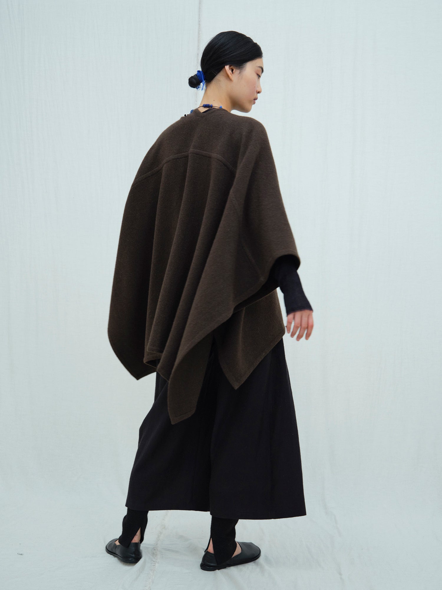 ジャケット・アウター evam eva yak wool poncho Yak Wool Seamed Shawl Poncho. Luxury Wool Ponchos, Norlha